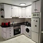 Apartmán Calle Pedro Lorca Spacious Near Del Cura , Seafront With Many Reastoraunts, Supermarket Masymas And Pharmacy 24h Torrevieja