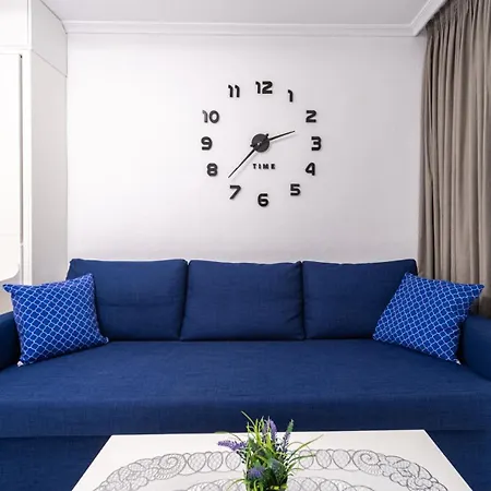 Calle Pedro Lorca Spacious Near Del Cura , Seafront With Many Reastoraunts, Supermarket Masymas And Pharmacy 24h Torrevieja