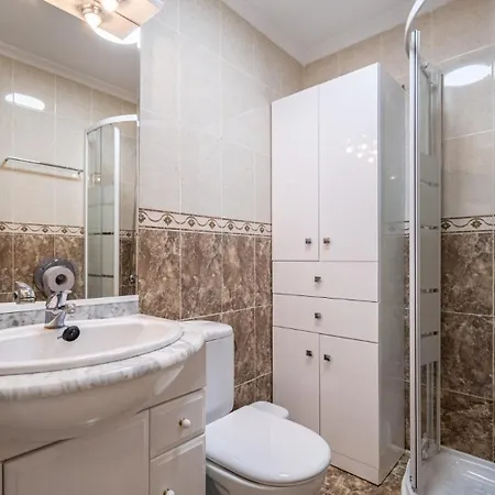 Apartman Calle Pedro Lorca Spacious Near Del Cura , Seafront With Many Reastoraunts, Supermarket Masymas And Pharmacy 24h